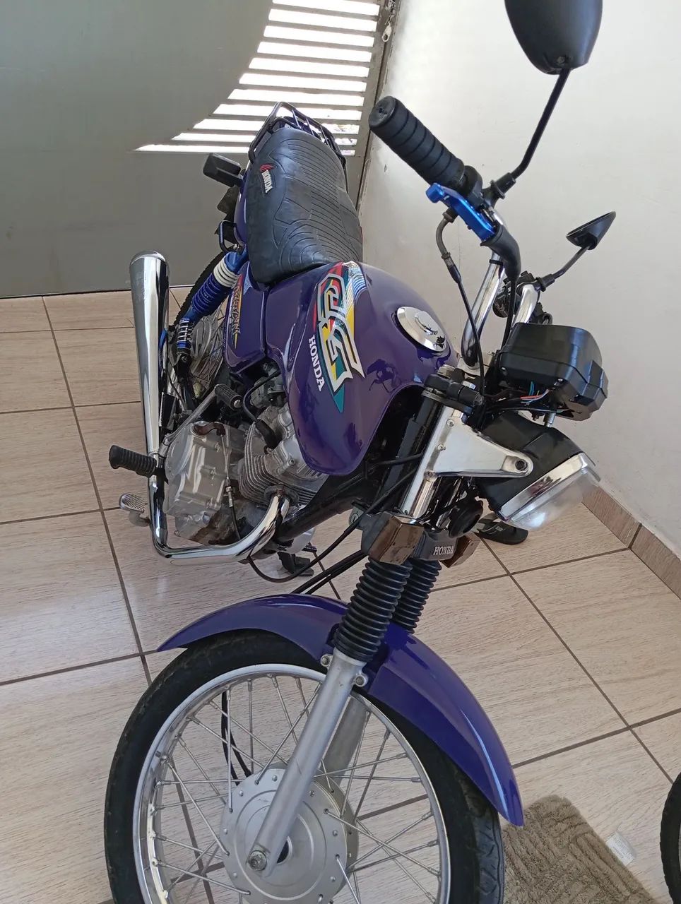 Baixei pra vender ligeiro moto CG99 em dia no ponto de transferir  - Foto 4
