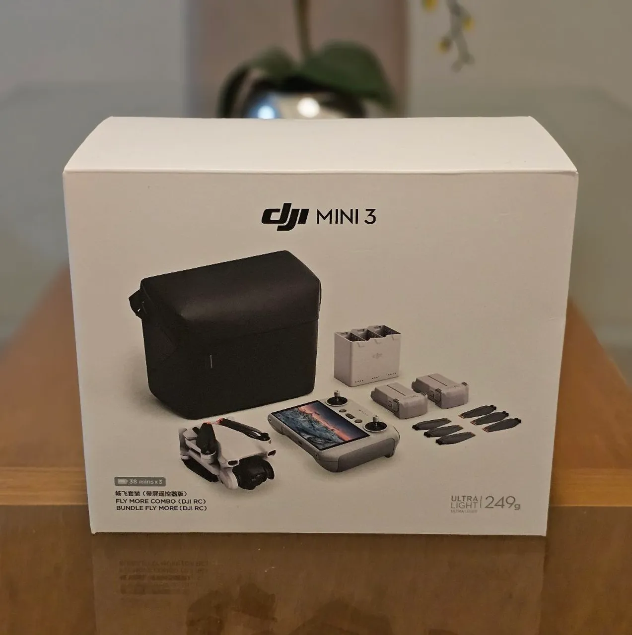 DJI Mini 3 Fly More Combo Plus 47 Minutos Com Tela (DJI RC)