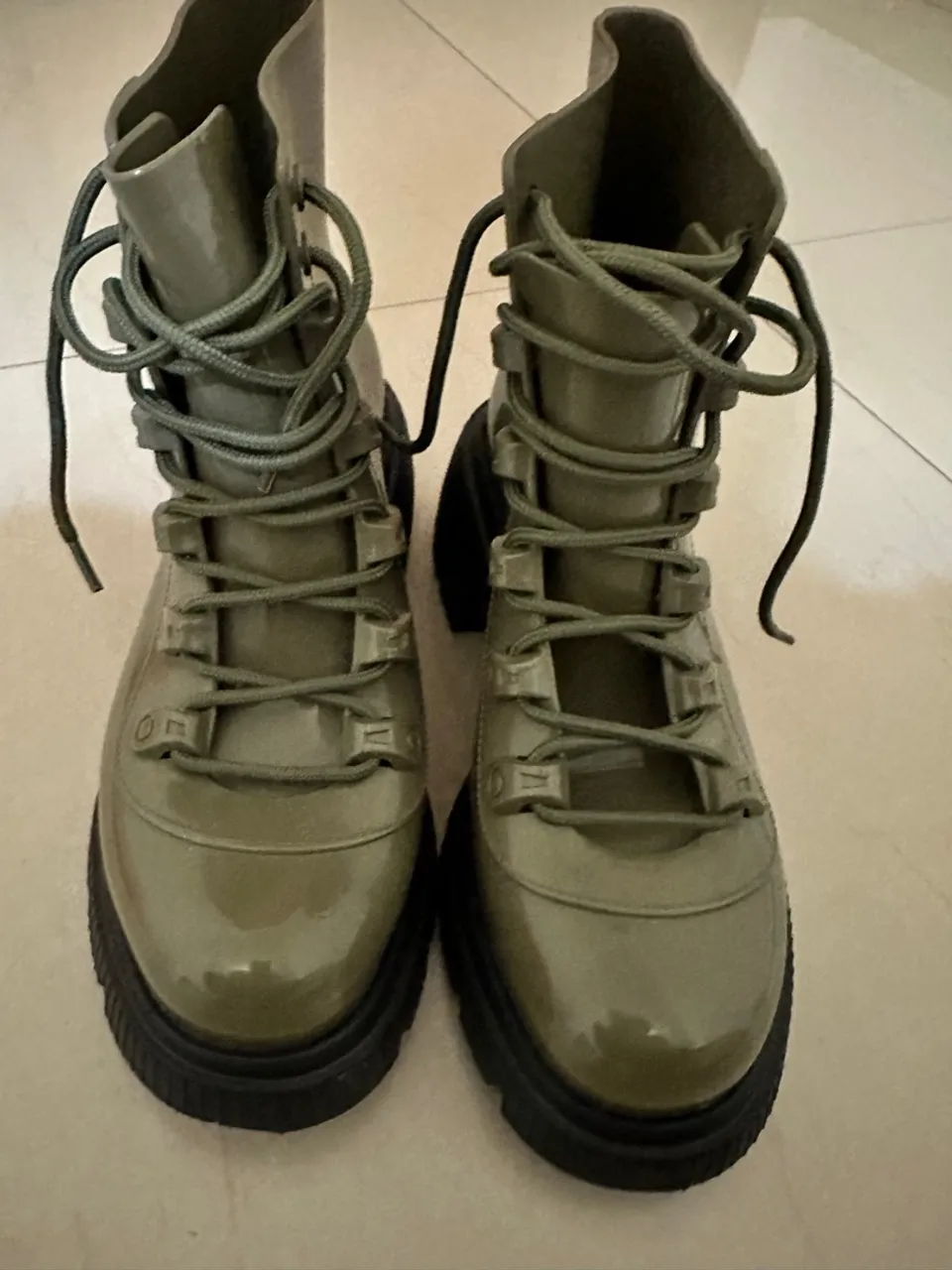 Bota Coturno Verde Militar Melissa! Usada 1x TAM 38