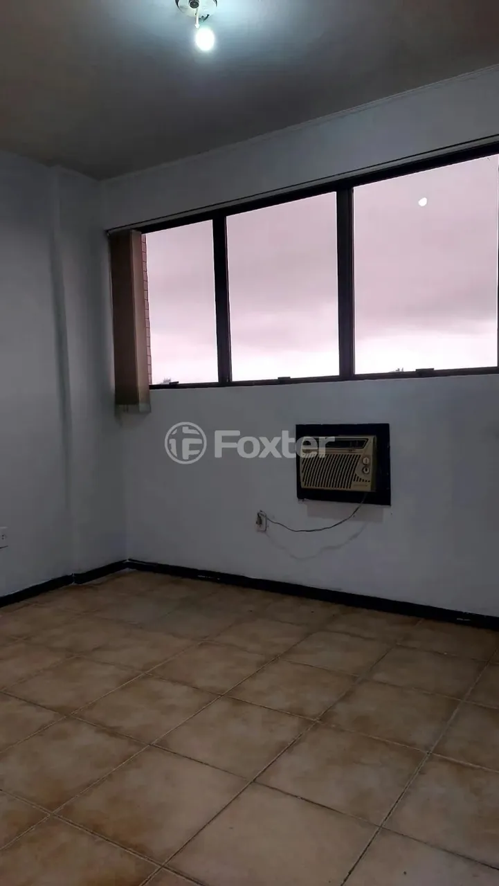 Sala / Conjunto Comercial à venda Avenida da Cavalhada, Cavalhada - Porto Alegre