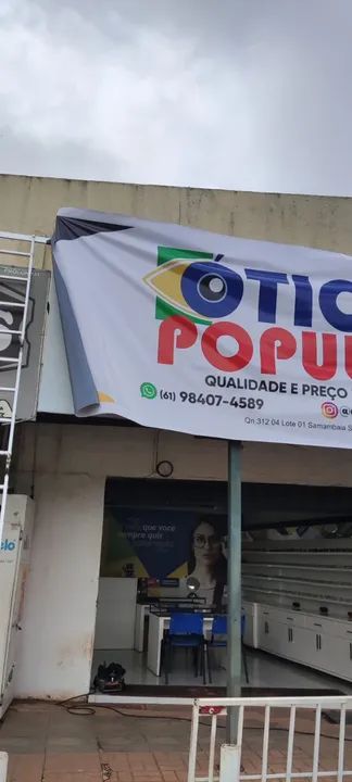 Fachadas em Lona e Adesivo