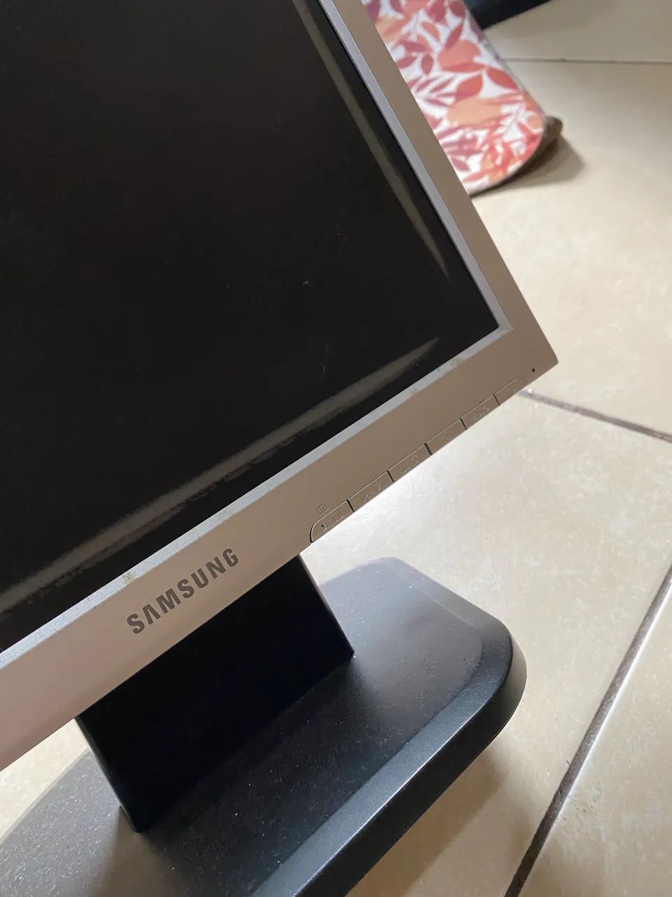 Monitor de computador ruim - Foto 5