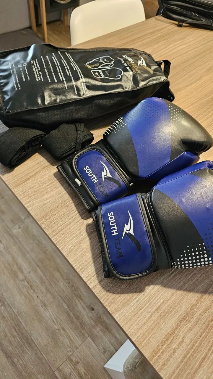 Luvas de Boxe/Muay Thai South Team Gold Pro 14oz, usada apenas 2 vezes, azul, mais bandage - Foto 2