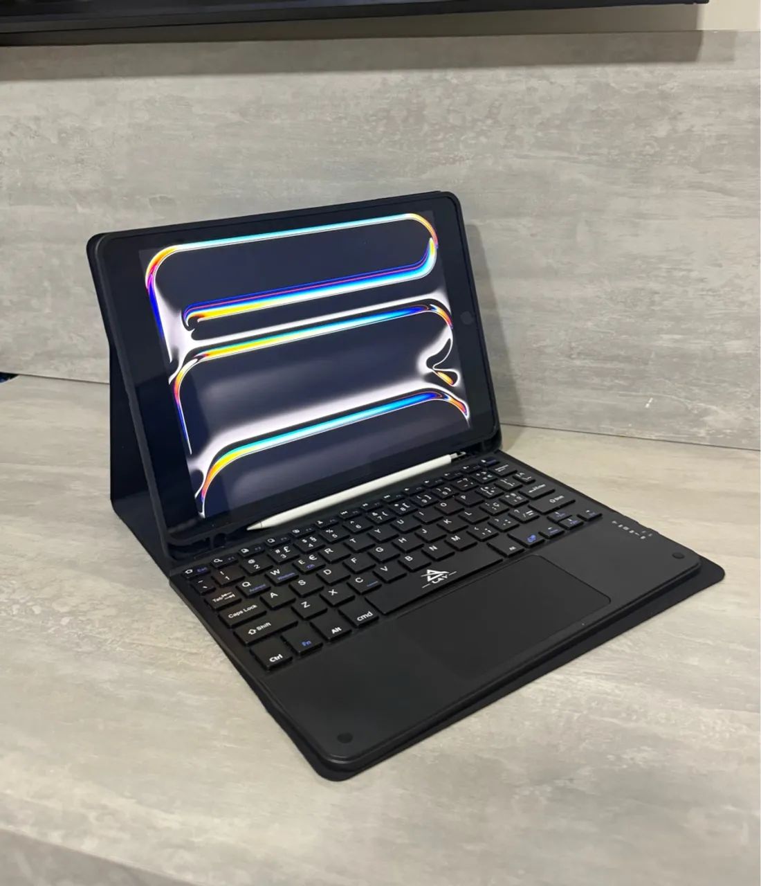 iPad 64 GB + Apple Pencil Original + Teclado e Keyboard Bluetooth 