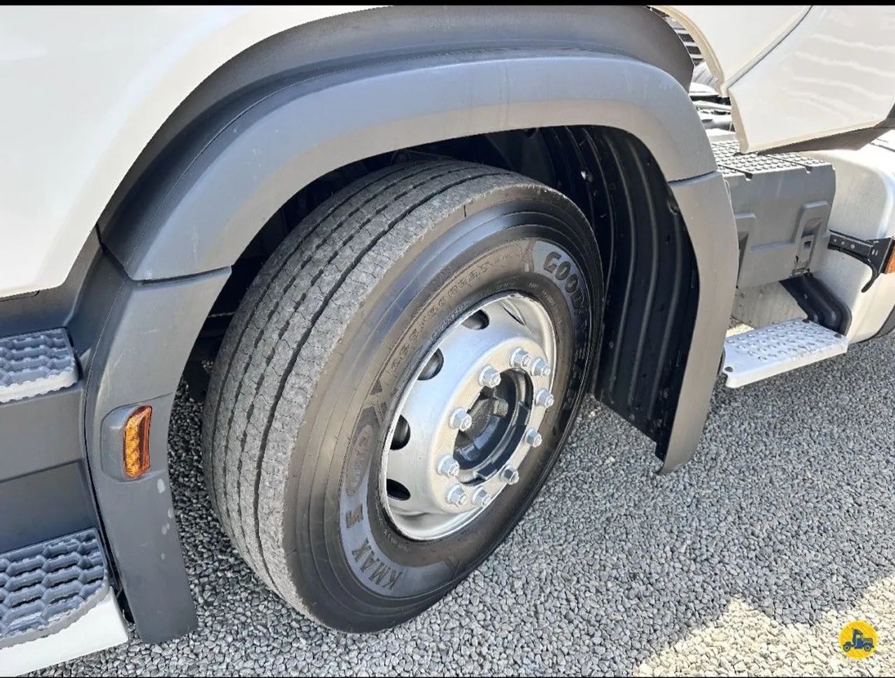 SCANIA R-450 6X2<br>2022/2022<br>CABINE RH (TETO ALTO) - Foto 9