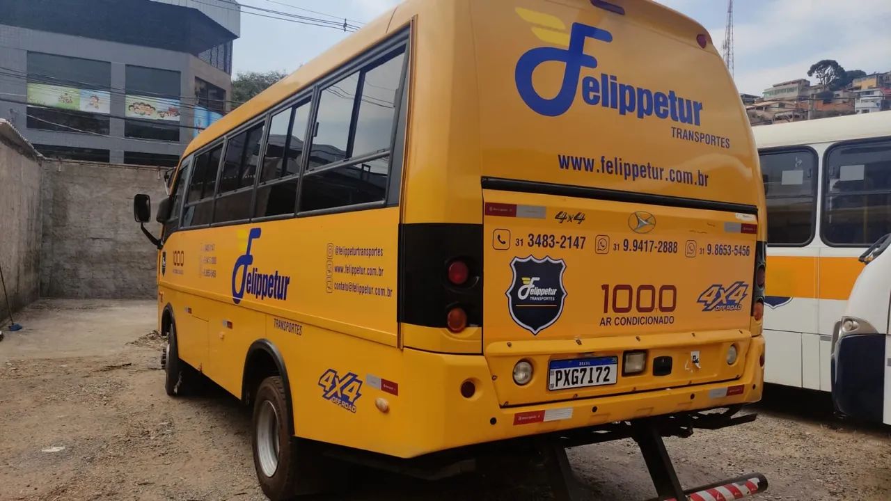 Vendo ou alugo micro ônibus 4x4 com ar condicionado volare 2014/2015 - Foto 7