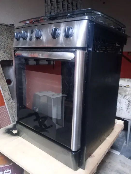 Fogão 4 Bocas com Forno -  Excelente estado! - Foto 4
