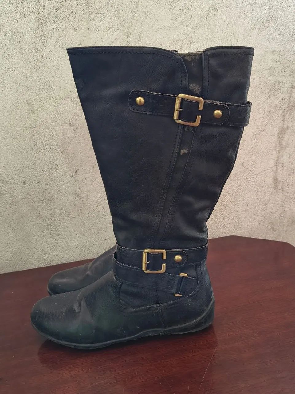 Bota Preta Tamanho 37 - Foto 2