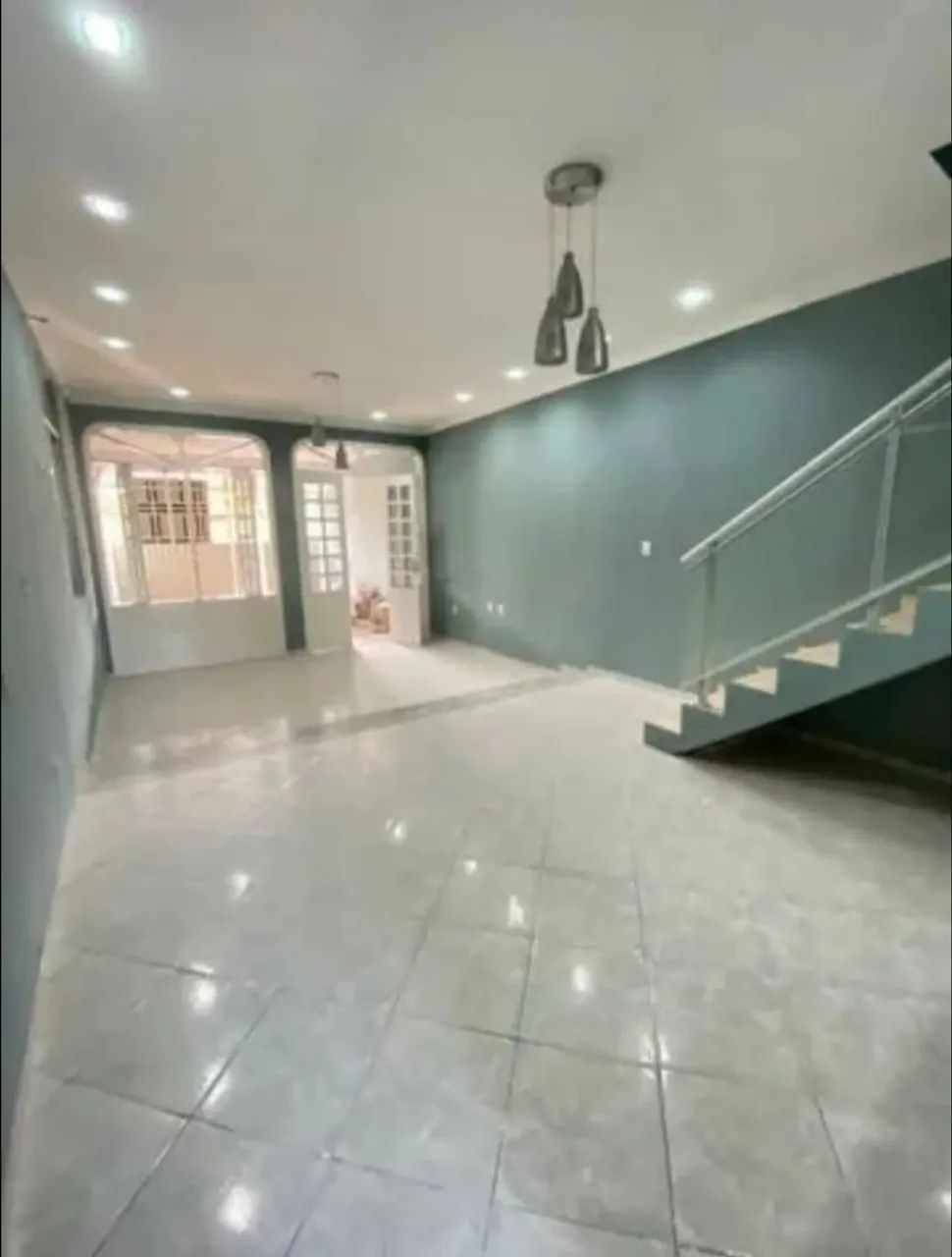 Sobrado para venda possui 130 metros quadrados com 3 quartos em Marambaia - Belém - PA