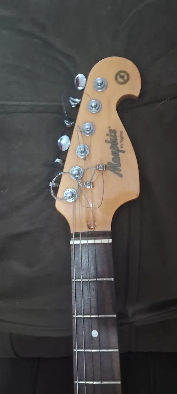 Guitarra Elétrica Memphis Tagima - preta - Foto 2
