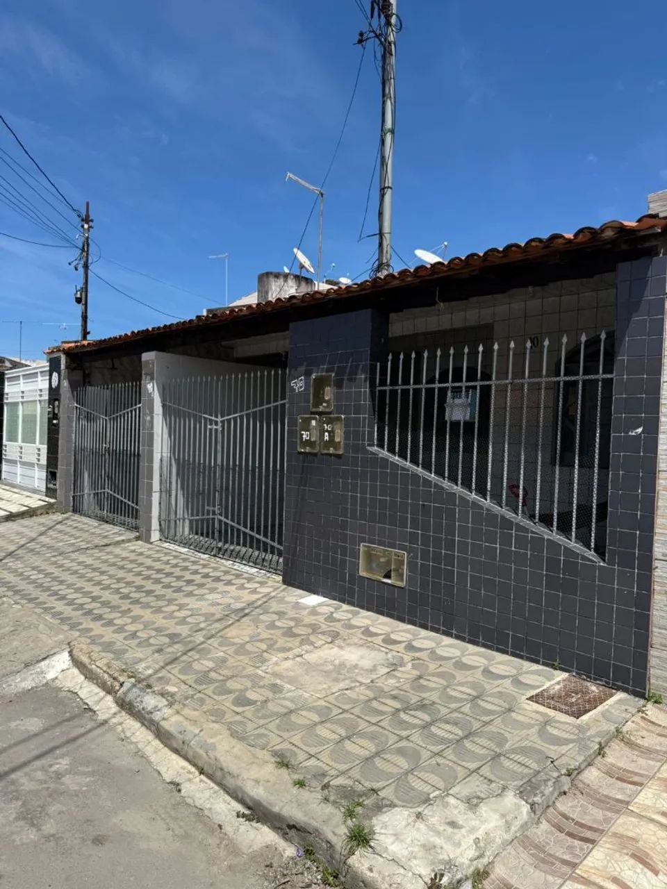 Iron Gate64861278301569122