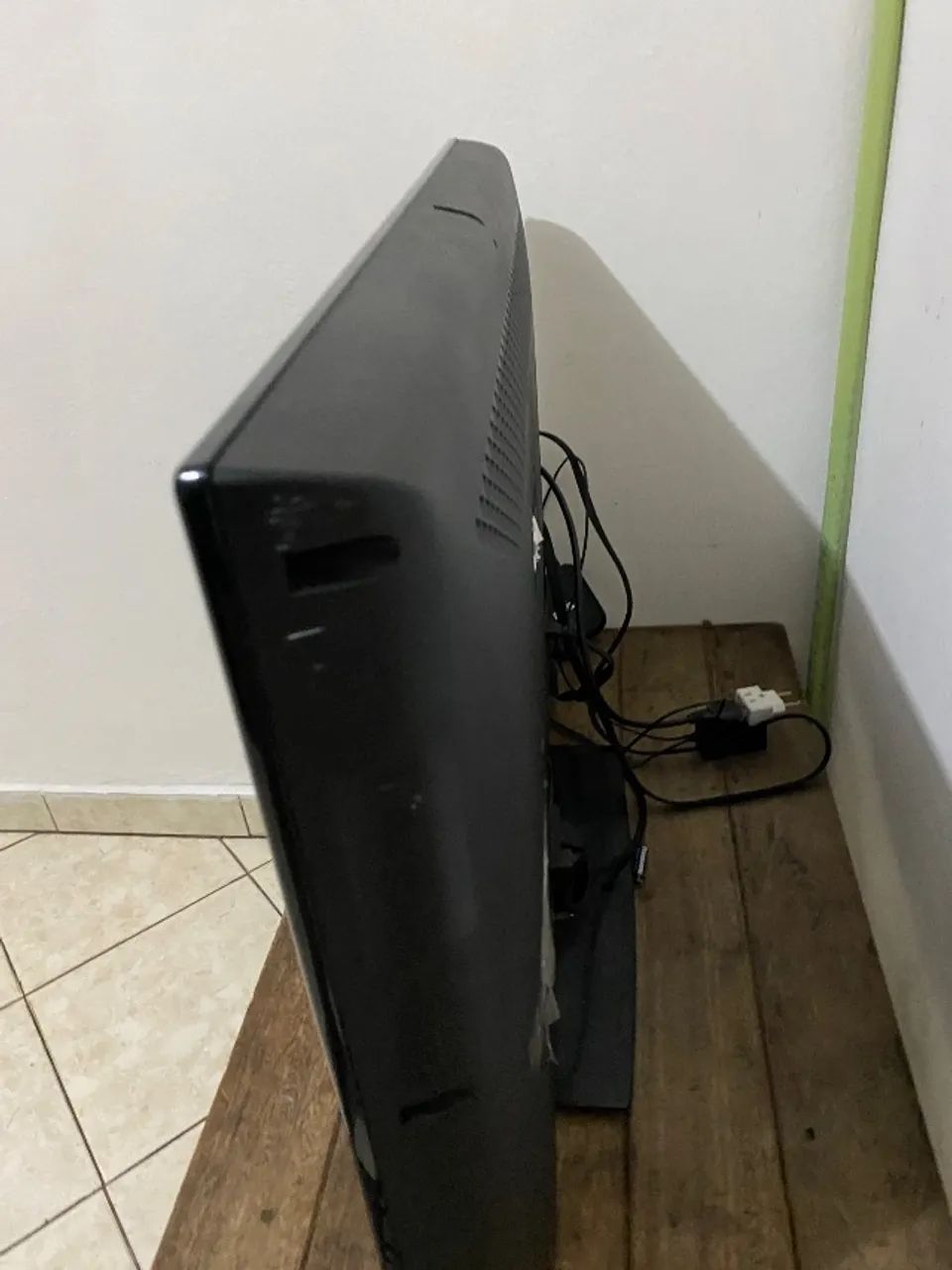 Televisão impecável 32 polegadas LG,funcionando perfeitamente 64168599999105122