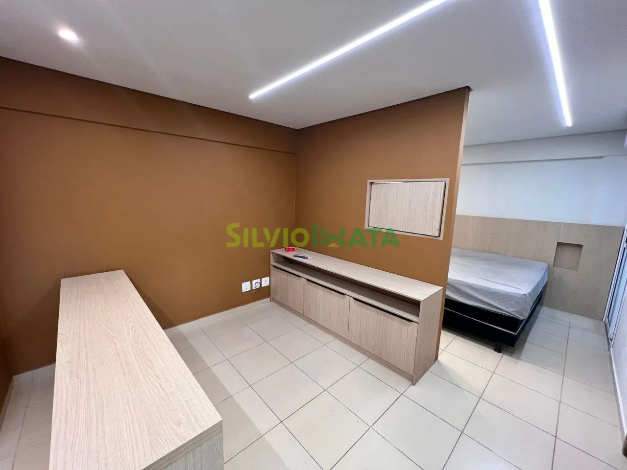 KITNET COM ÓTIMA LOCALIZAÇÃO NA ZONA 07, PRÓXIMO A UEM. - Foto 4