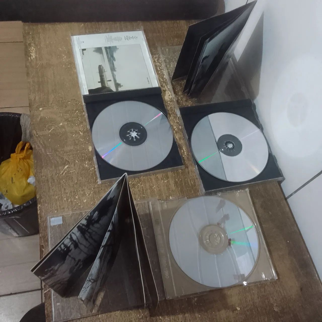 U2 3 CDs - CDs, DVDs etc - Morada do Vale I, Gravataí 1504340966 | OLX