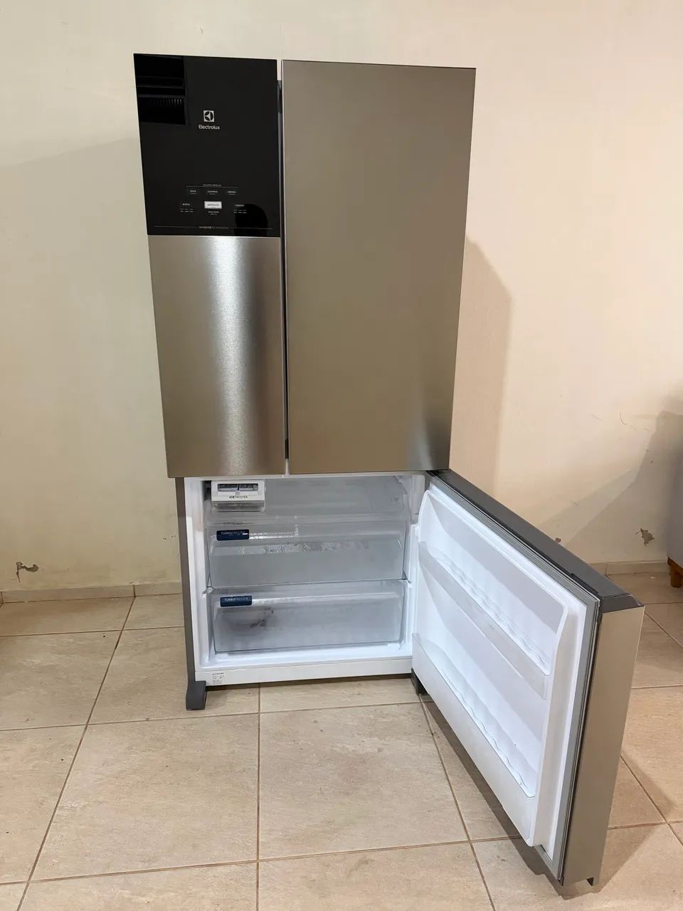 Geladeira Electrolux 3 portas inverse economia de energia 