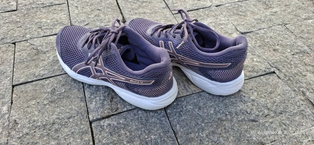 Tenis Asics Buzz 4 GS número 35, cor ROXO - Foto 2
