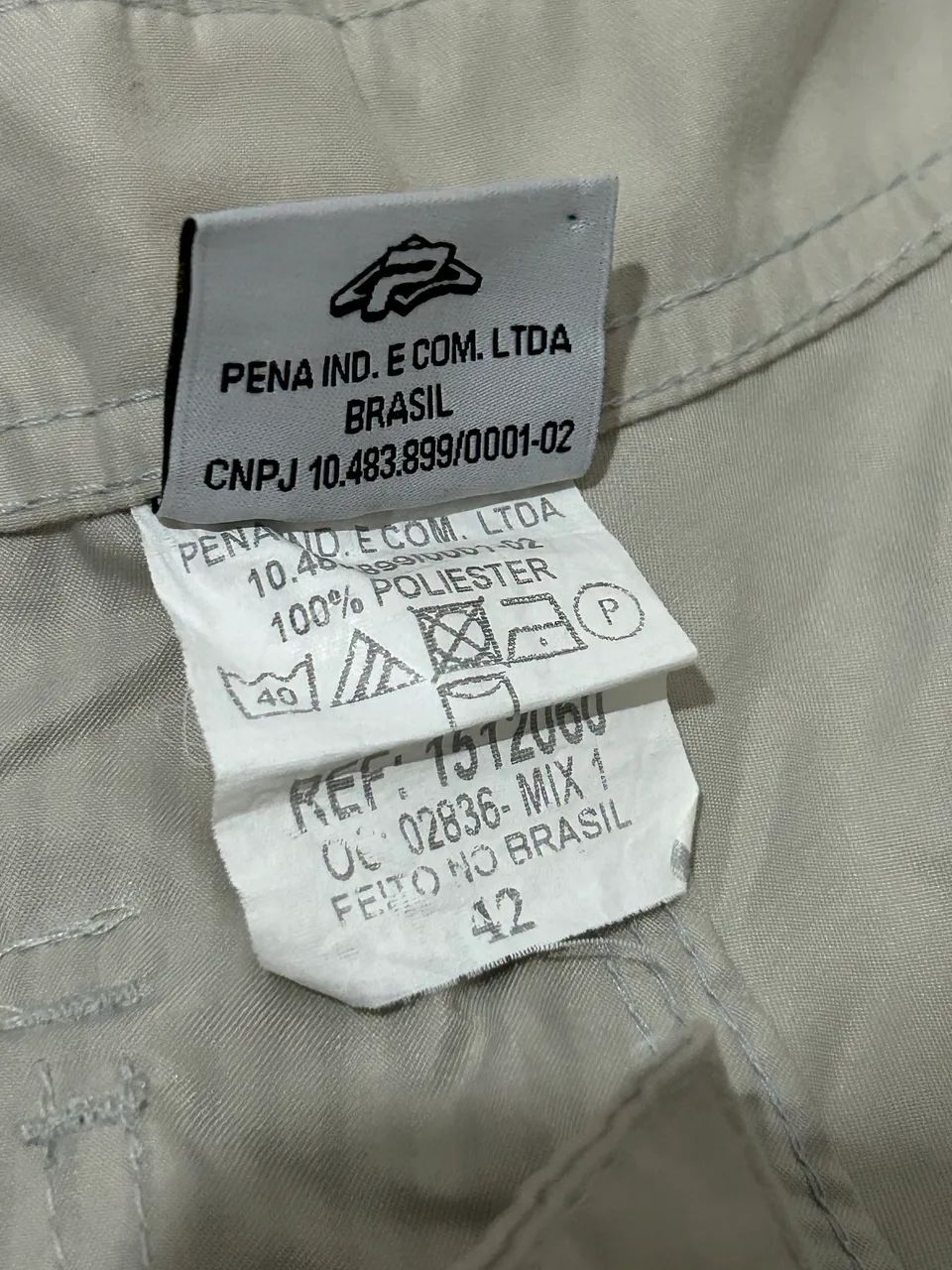 Bermuda Pena bege TAM 42 Original - Foto 3