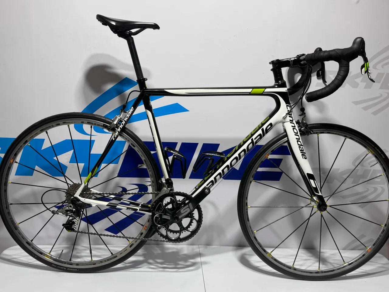 Cannondale SUPERSIX CARBON Evo tamanho 56 SEMI NOVA 
