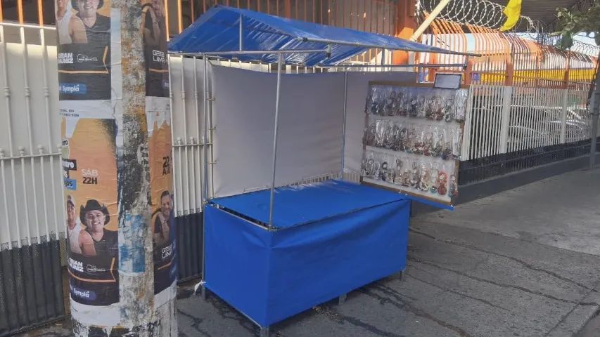 Barraca de Metal Desmontável para Comércio + 103 Peças de Bijuteria - Foto 2