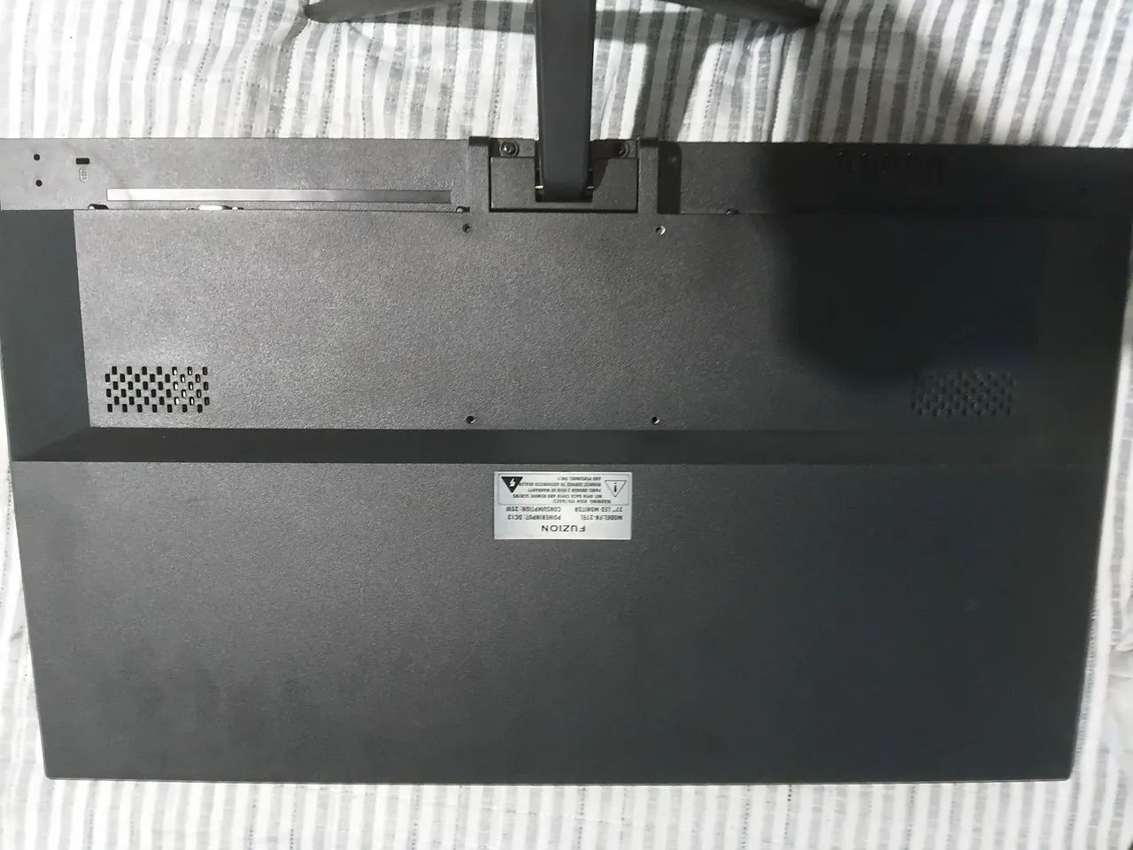 Monitor fuzion 27 Led com avaria - Foto 5