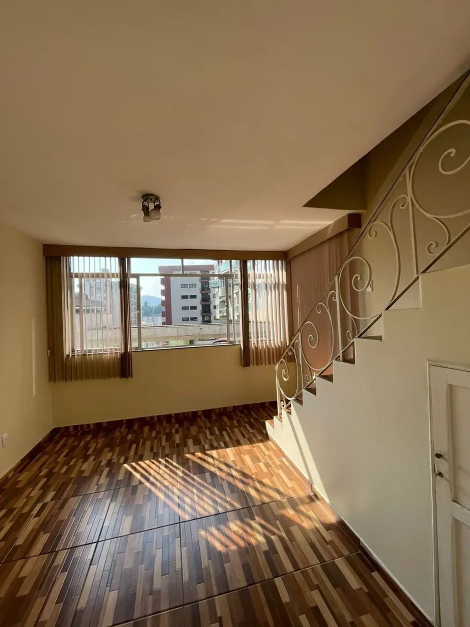 Apartamento, cobertura no centro da Cidade de Petrópolis Rj com 2 quartos - Foto 3