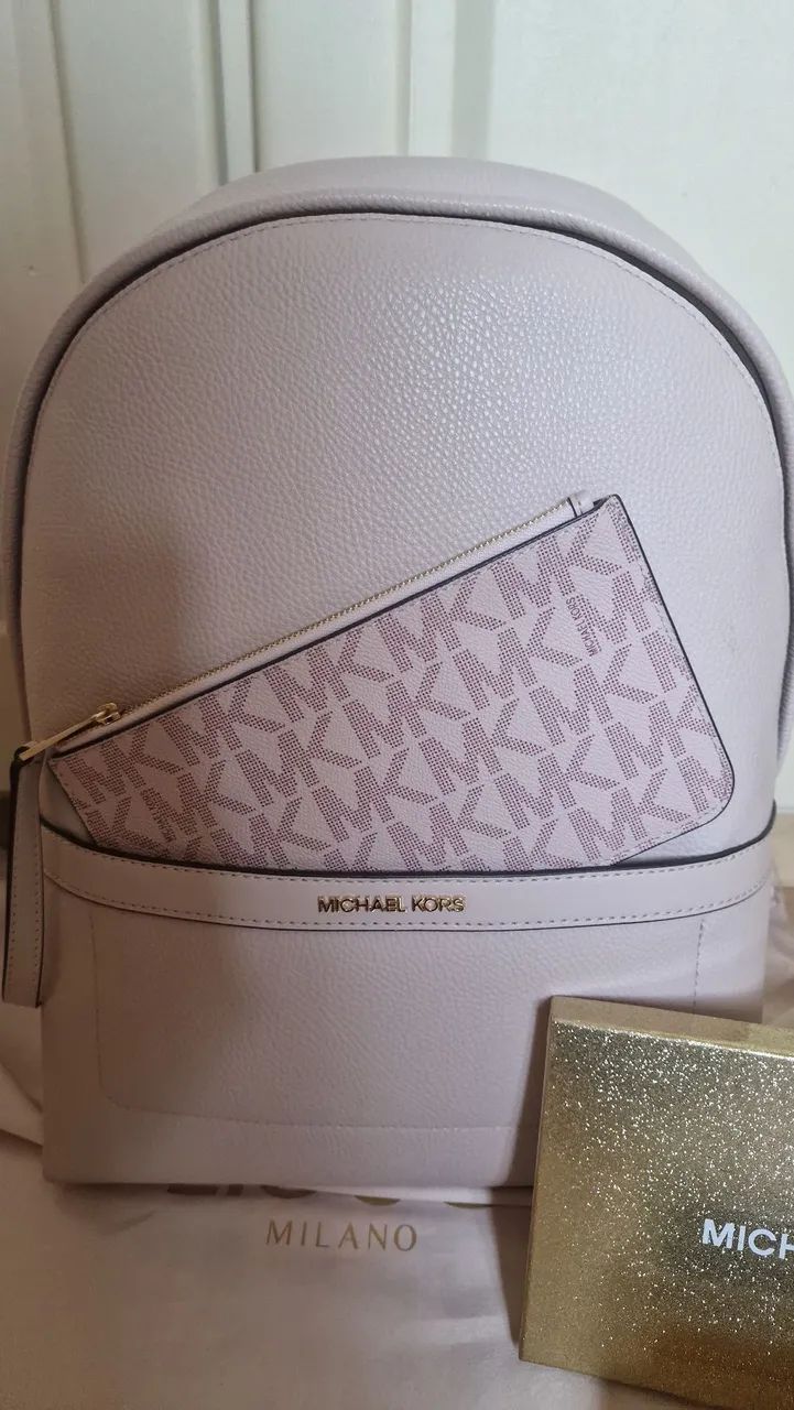 Mochila Michael Kors grande e carteira MK gratis - Foto 2