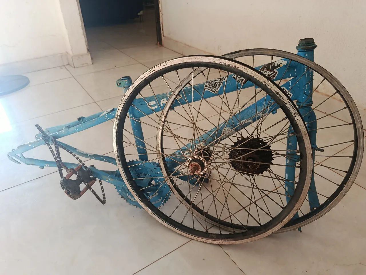 Quandra e roda de bicicleta aro 24 reduzido - Foto 2