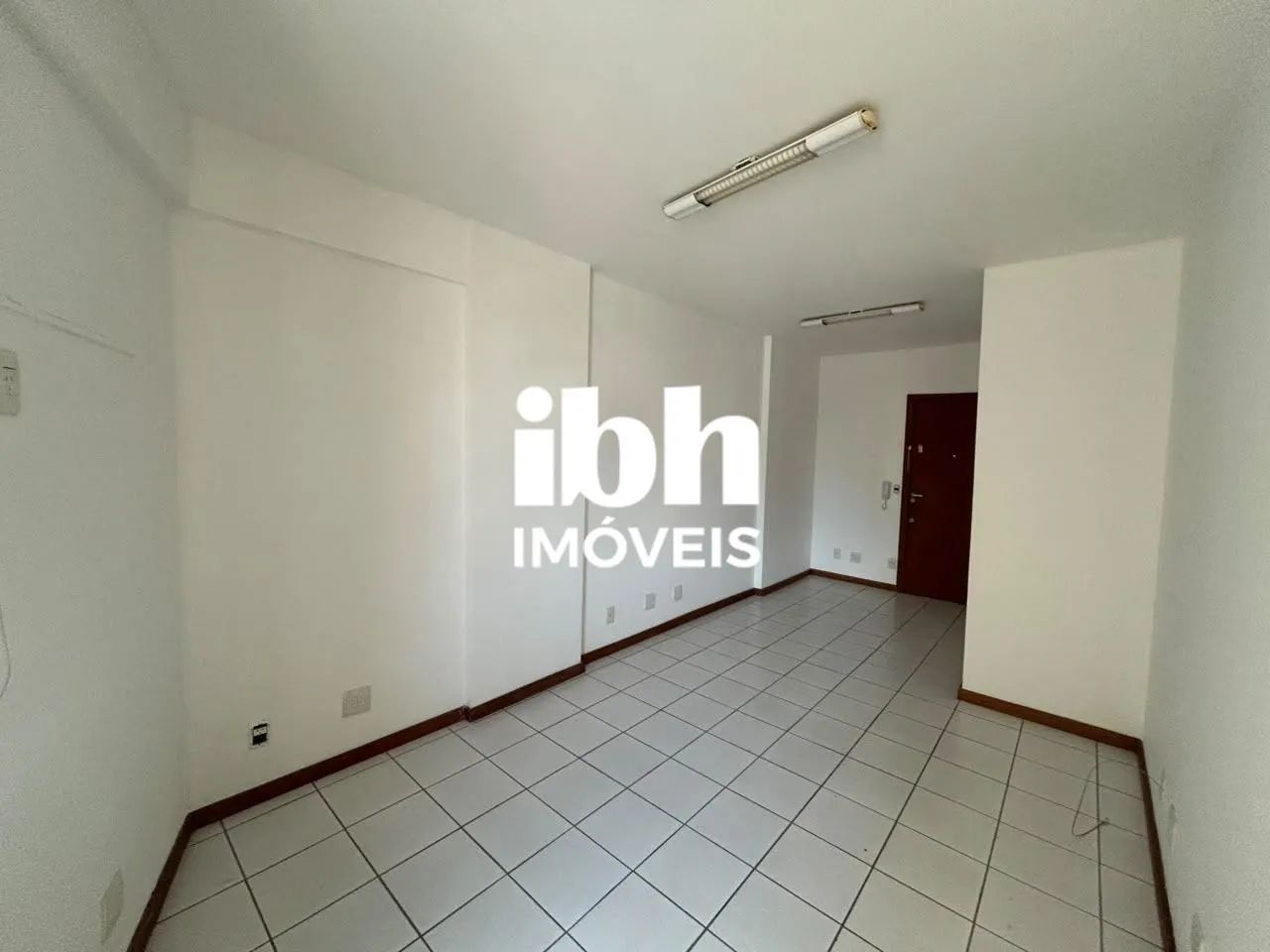 Sala para alugar no bairro Serra - Foto 4
