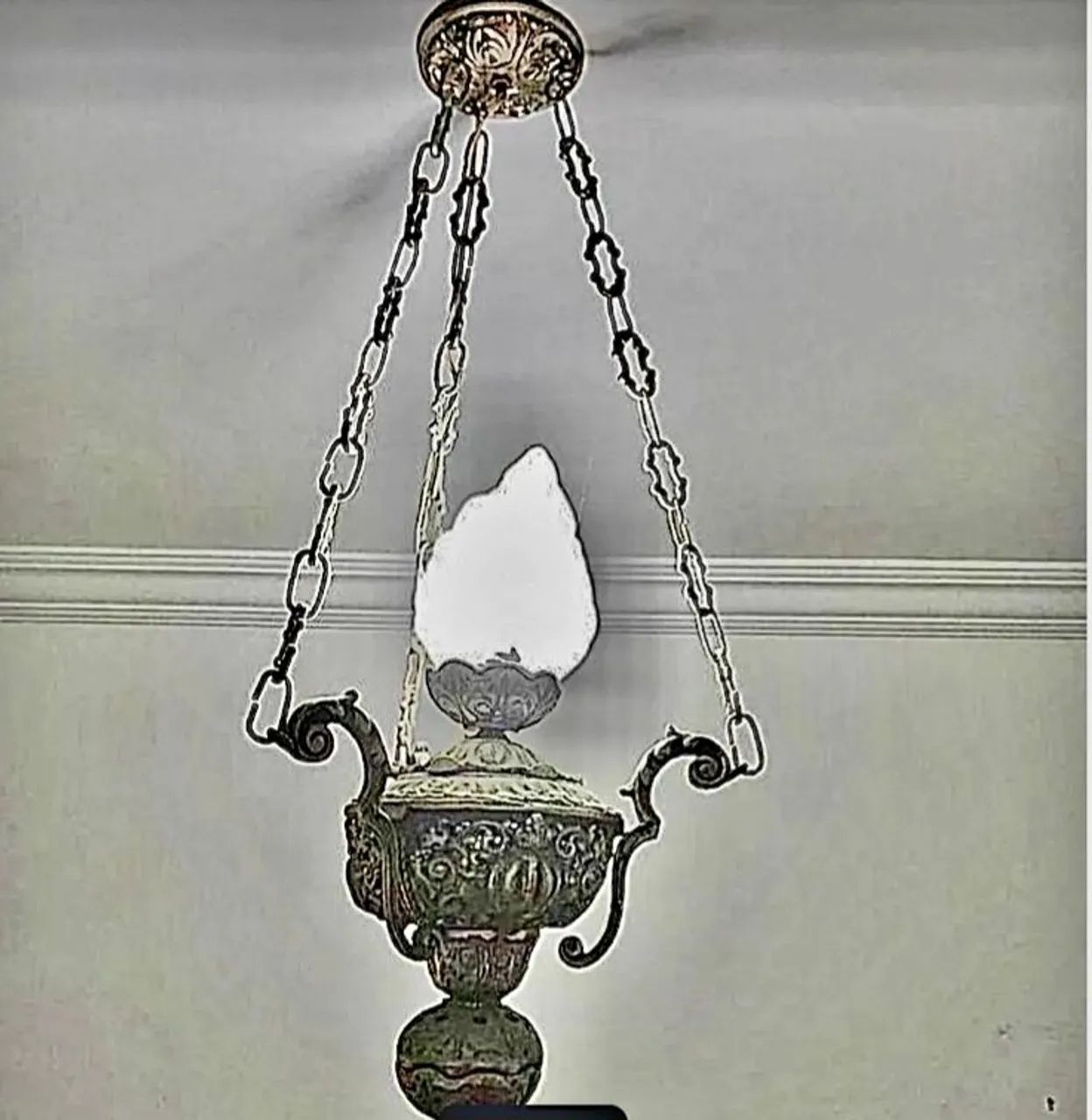 LUSTRE TURÍBULO COM CÚPULA EM CHAMA - ANTIGUIDADE  !