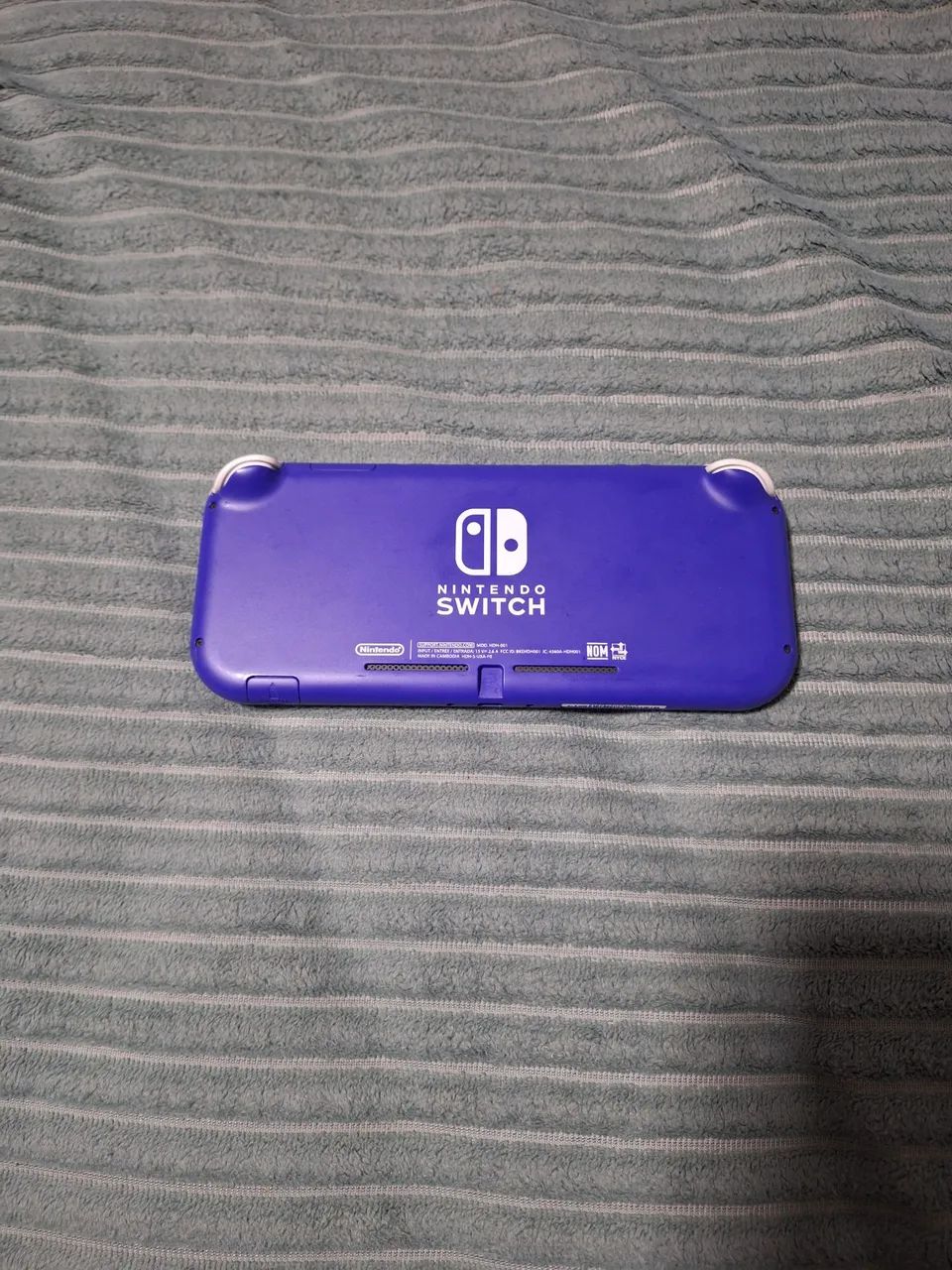 VENDO NINTENDO SWITCH LITE DESBLOQUEADO POR 1.400,00. WHATSAPP