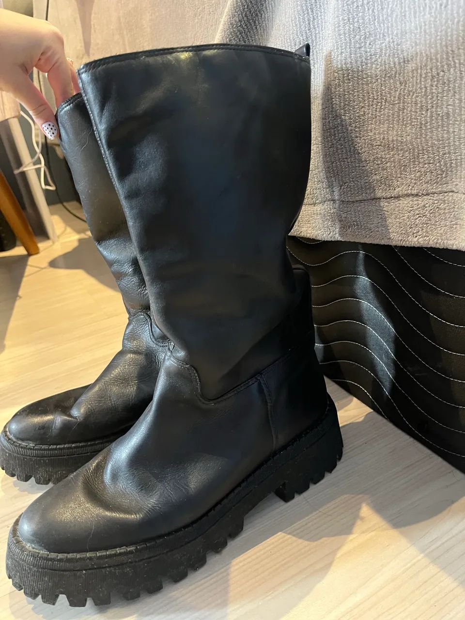 Bota cano médio arezzo  - Foto 3