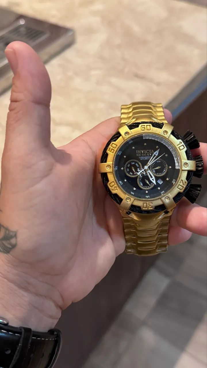 Vendo esse relogio Invicta