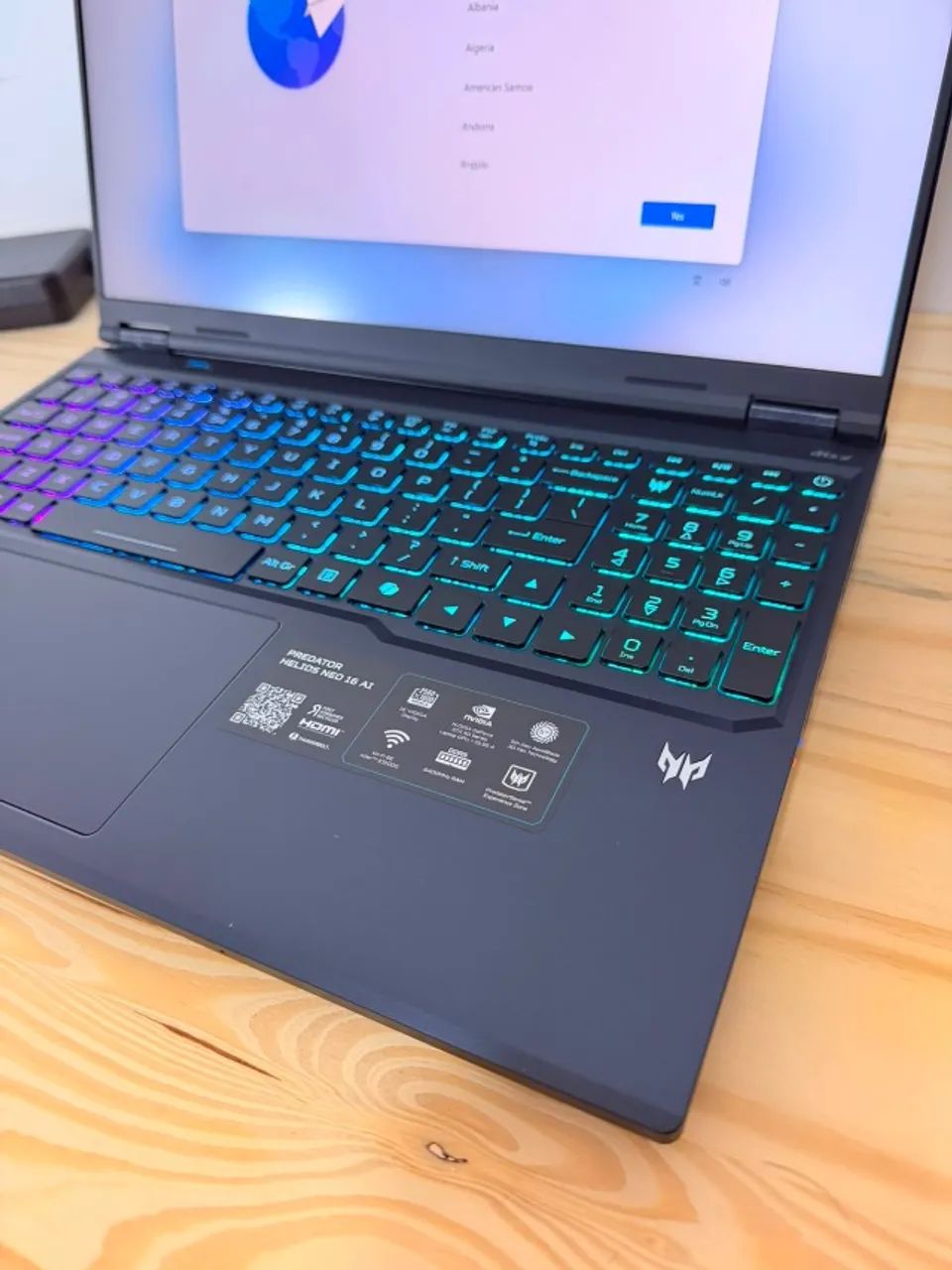 Notebook Acer Predator - RTX 5070 Ti 12GB / Intel Core Ultra 9 275HX / 32GB DDR5 6400MHz - Foto 6