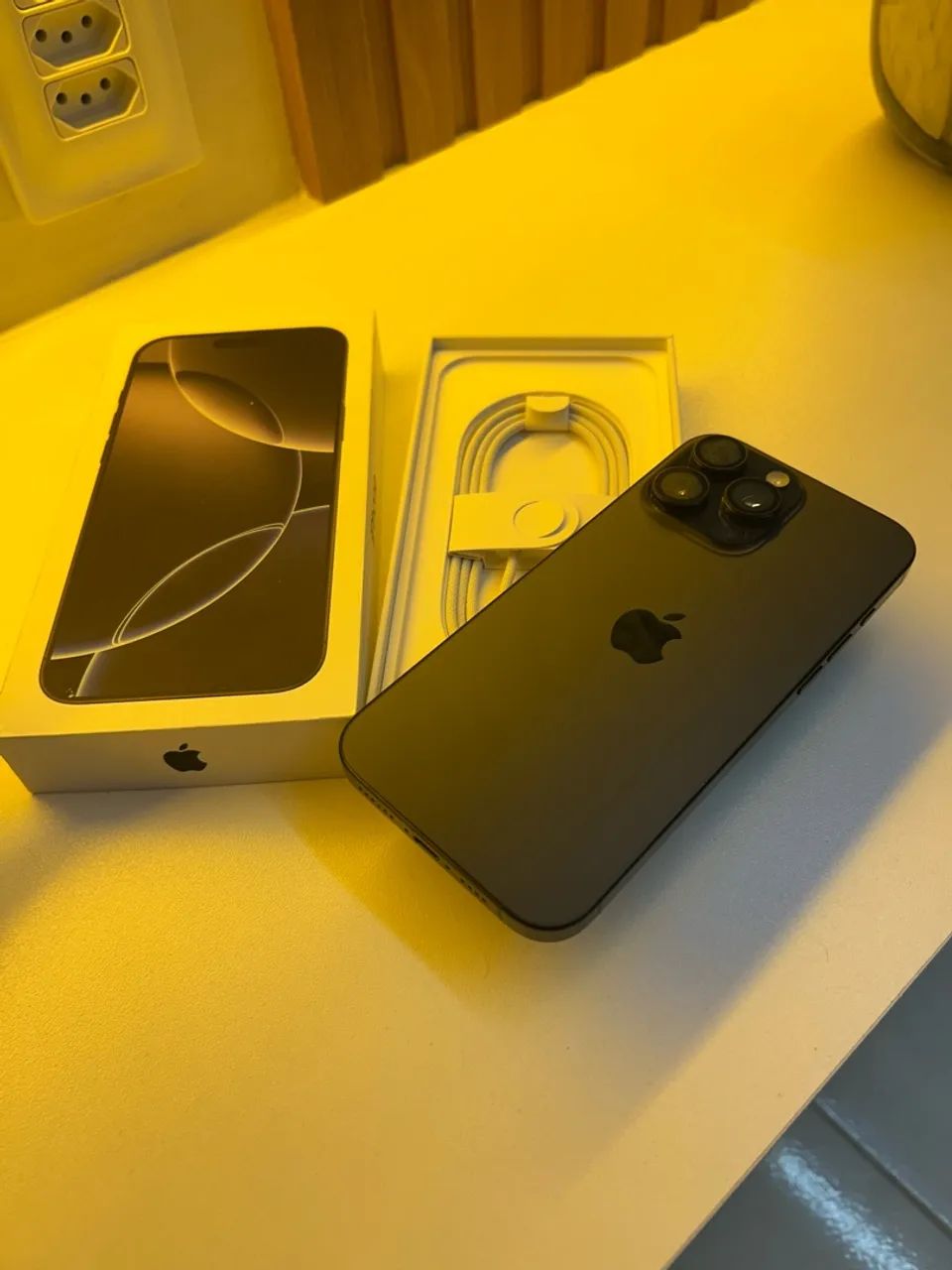 iPhone 16 pro Max (256GB)  com garantia Apple 