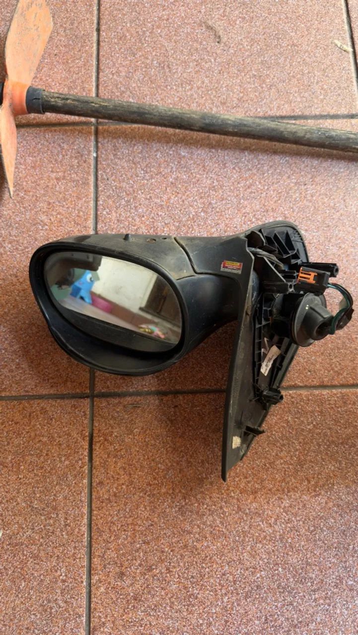 Retrovisor esquerdo 207 