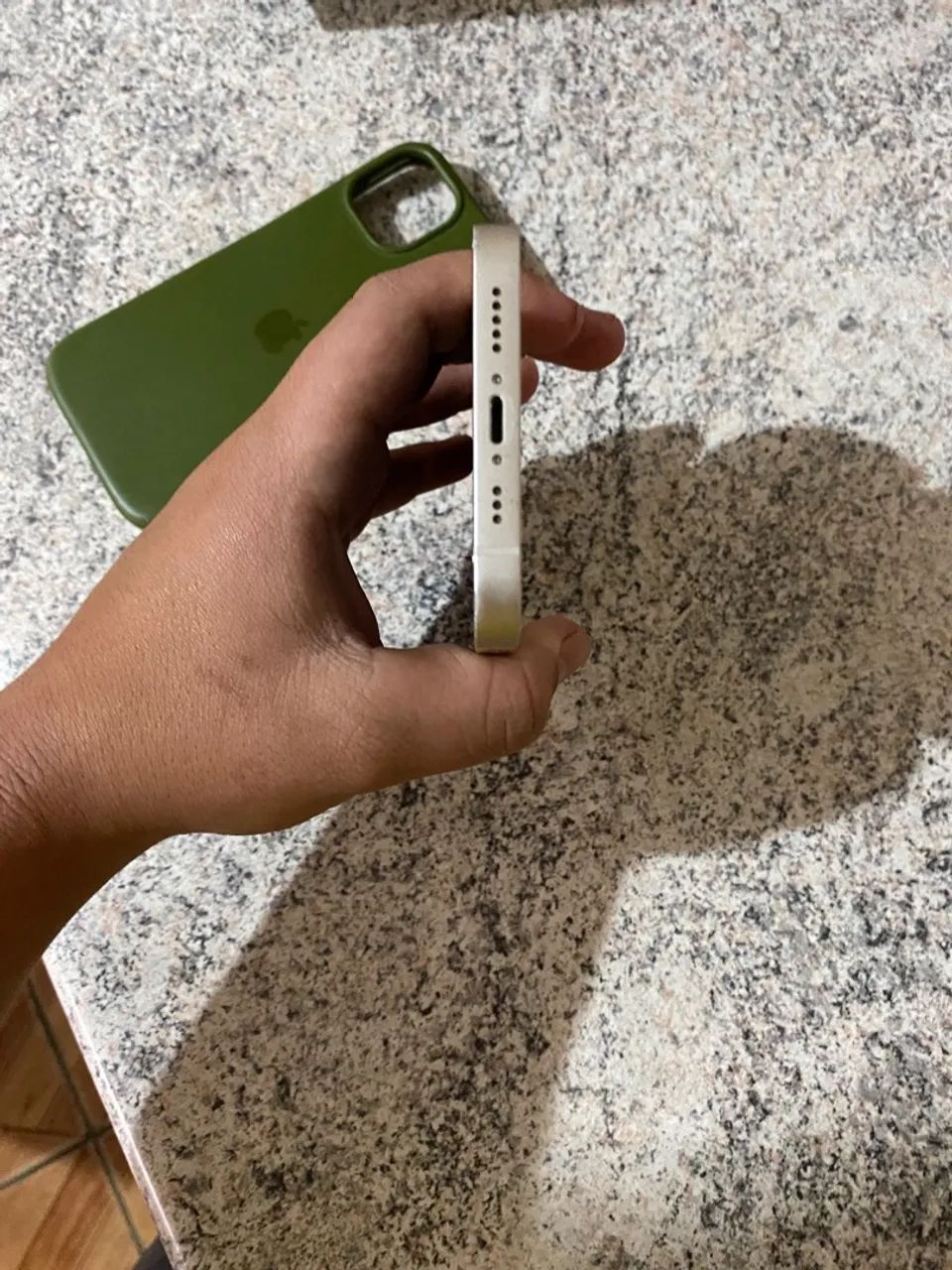 iPhone 13 branco 128gb  - Foto 2