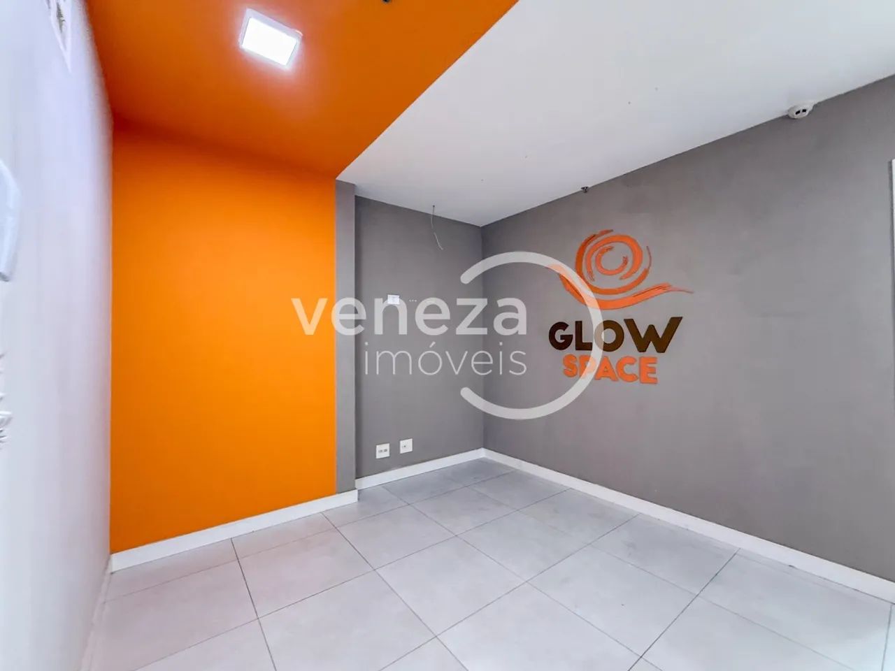 Sala comercial para alugar no Edifício Atsushi Yoshii Tower, Gleba Palhano - Foto 3