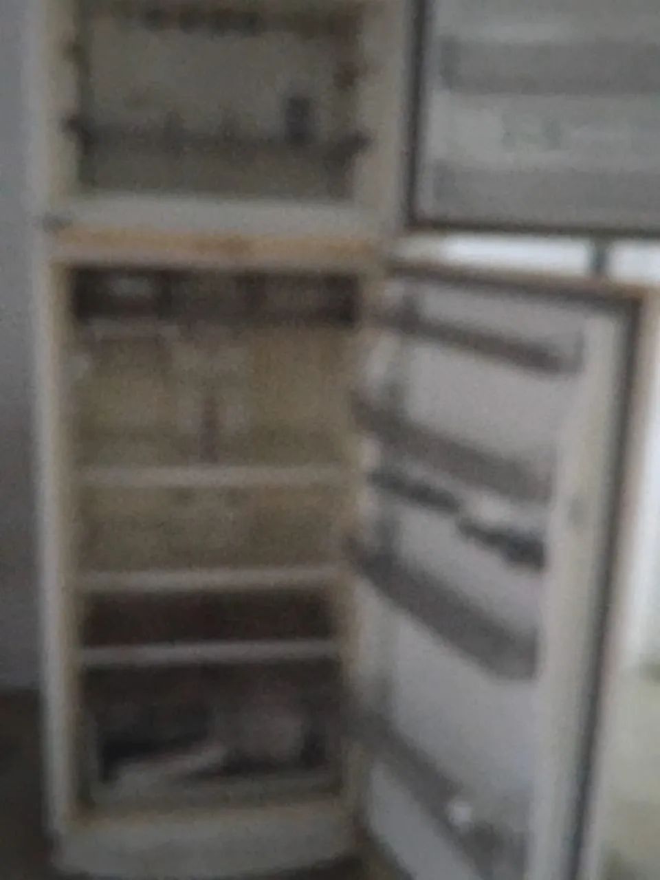 Geladeira Duplex para Retirada de Peças