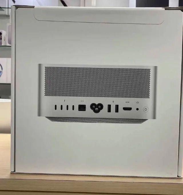MacStudio M1 Ultra 64gb ram/1tb armazenamento - Computadores e