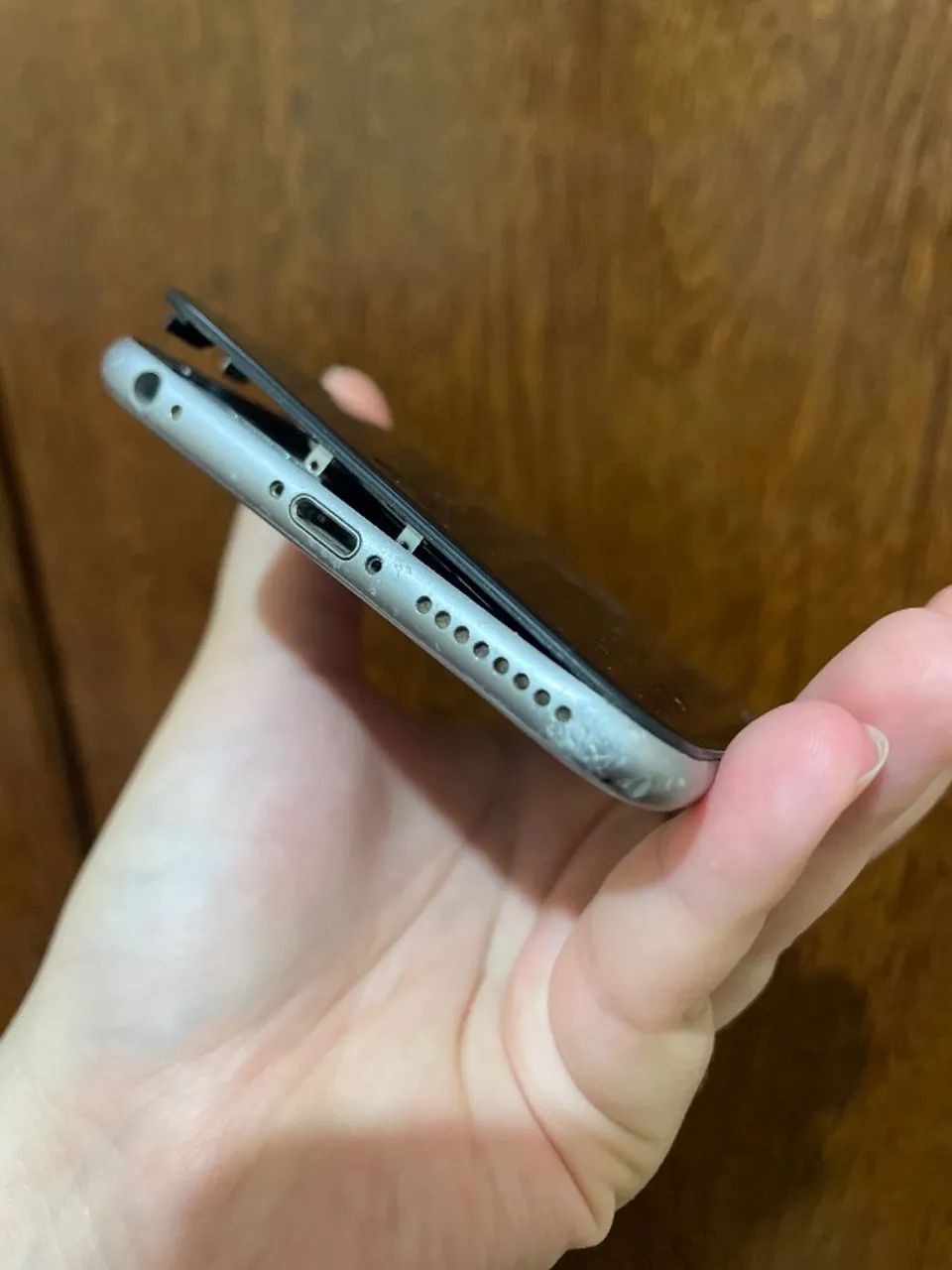> iPhone 6s PLUS - SUCATA - PARA RETIRADA DE PEÇAS - Foto 3