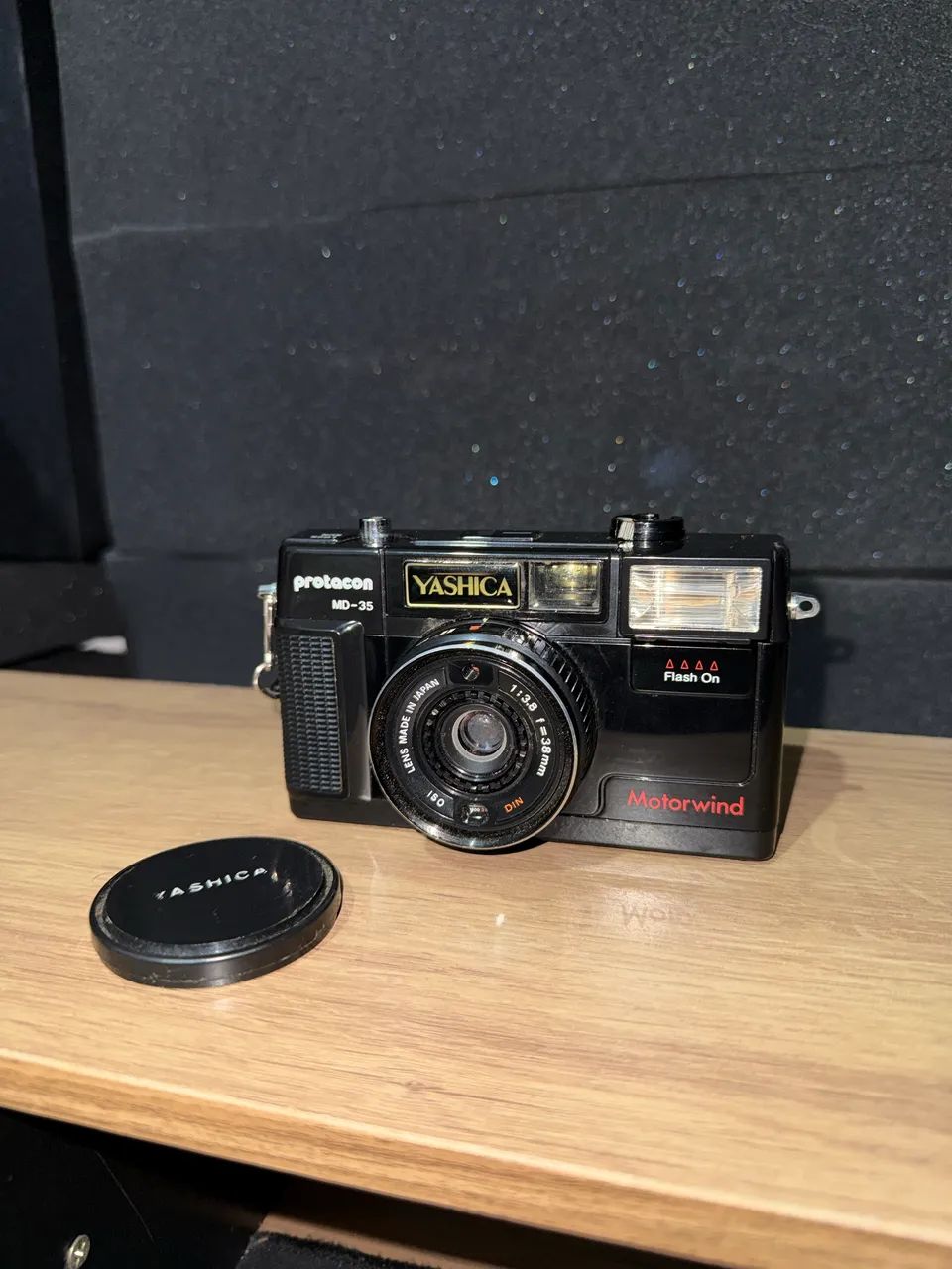 Câmera Analógica Yashica MD-35