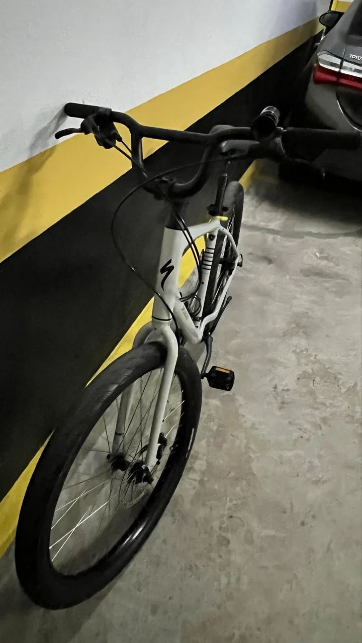 Bicicleta specialized roll 3.0 cinza  - Foto 2