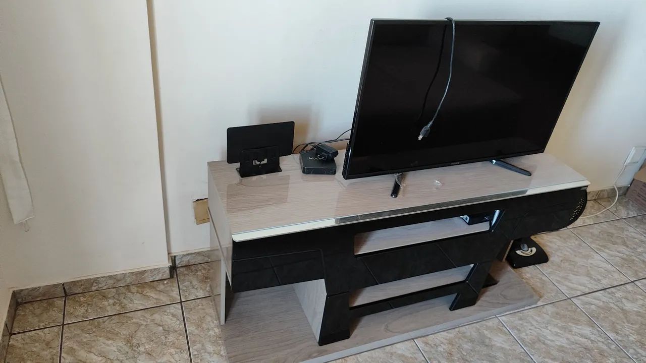 Vendo rack para TV  - Foto 2