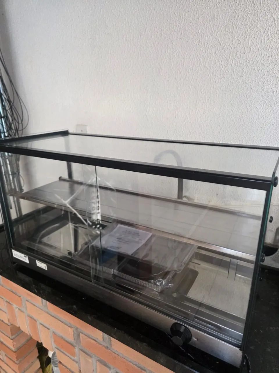 Estufa de salgado praticamente nova na caixa 