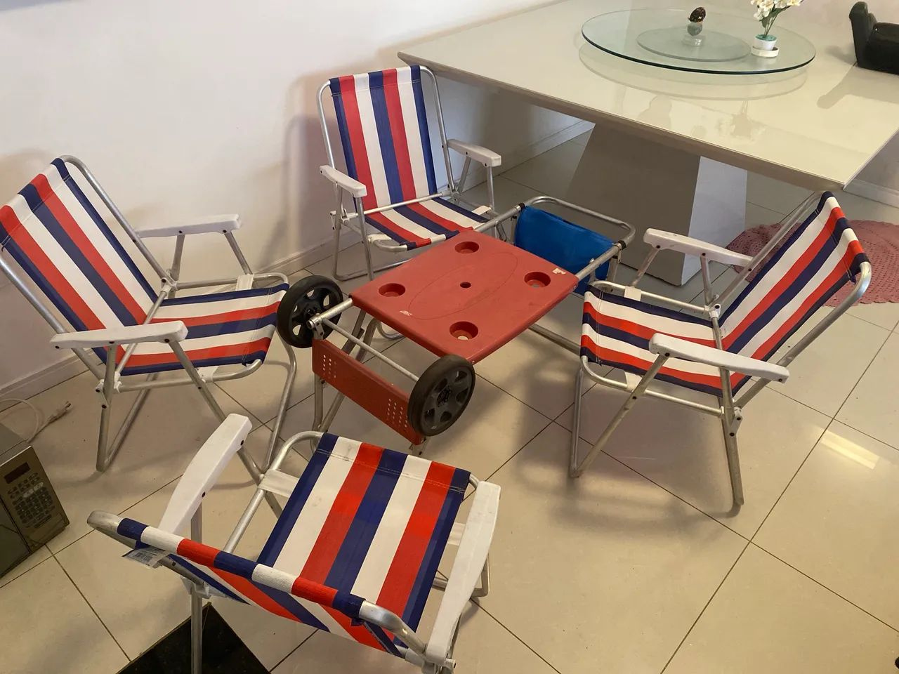 Kit 4 Cadeiras de Praia + Carrinho/Mesa
