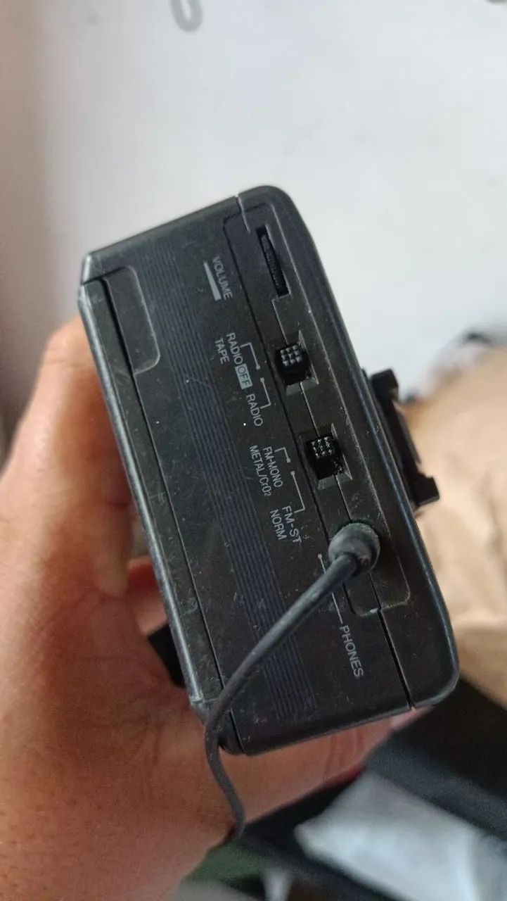 Toca fitas e rádio AM e FM  - Foto 2