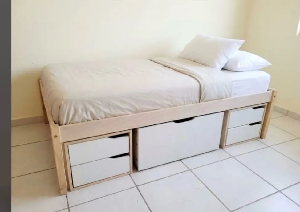 Cama de solteiro com colchão 