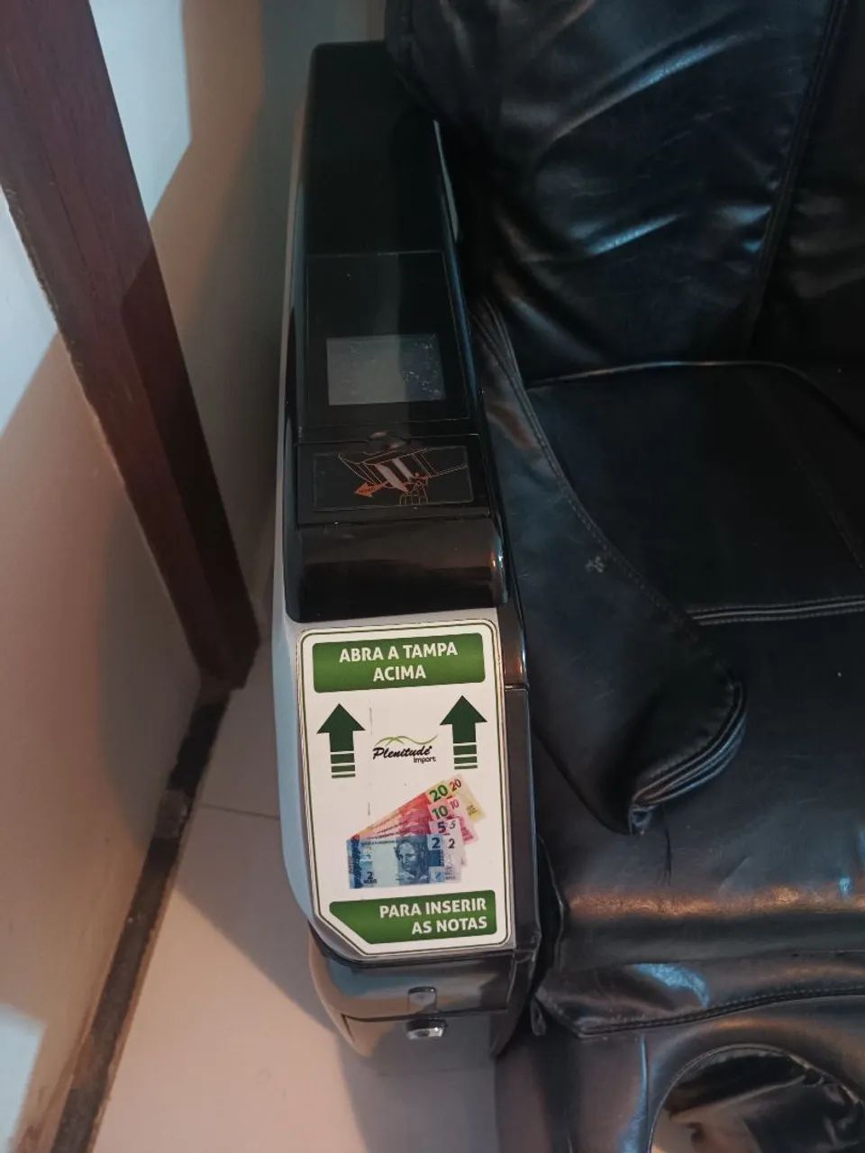 Poltrona de massagem elétrica. - Foto 2