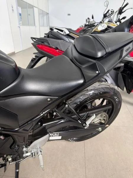 YAMAHA MT03 ABS 2025 - Foto 3