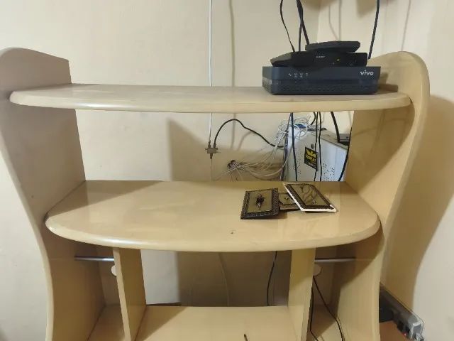 Escrivaninha para computador/ estudos - Foto 5